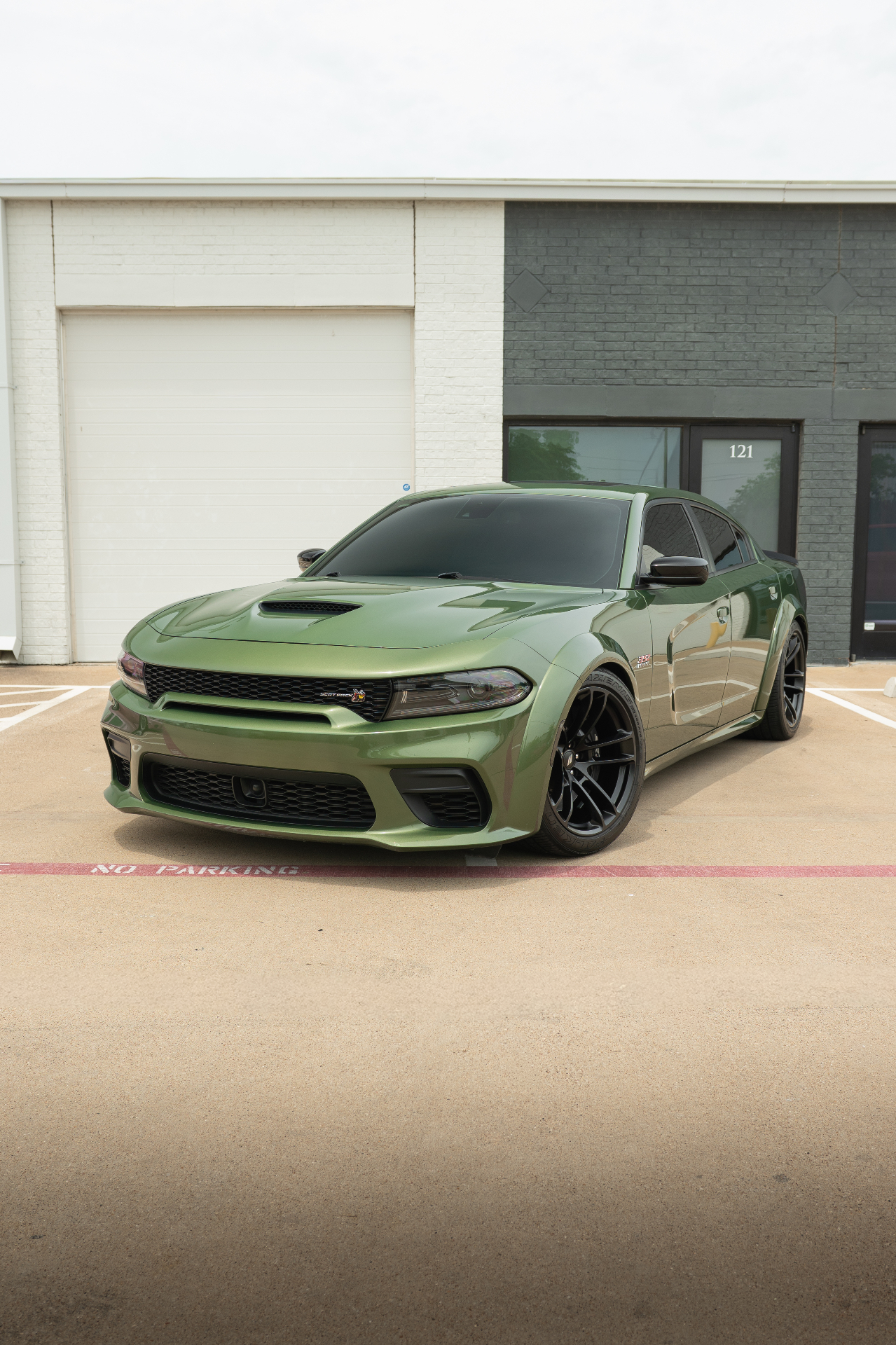 Green Dodge Charger Scat Pack Widebody after detail